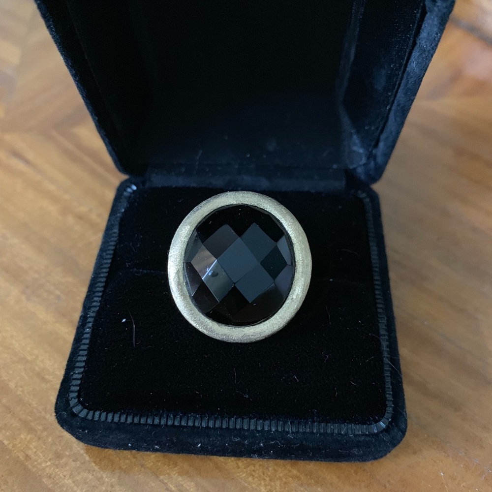 Technibond black and gold large ring size 10